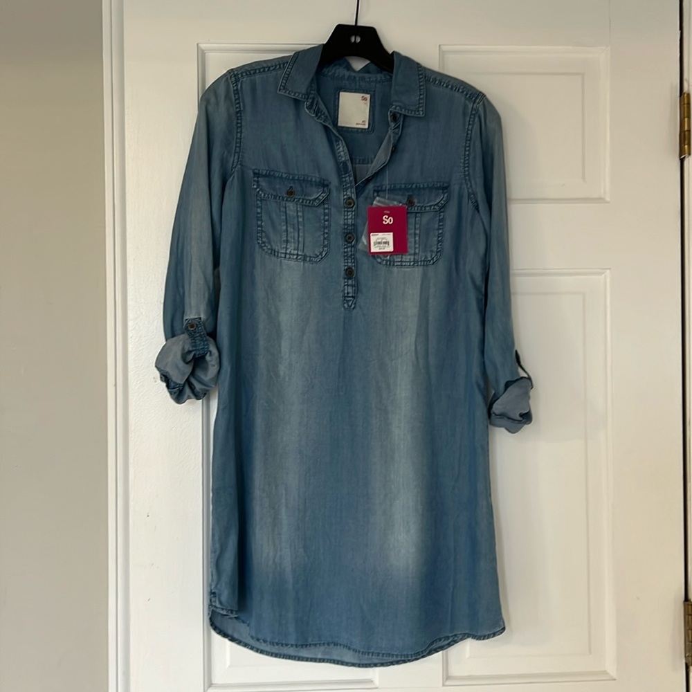 NWT Junior’s Chambray Dress